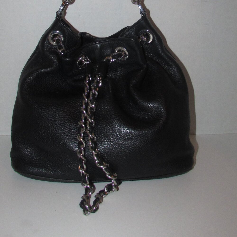 MICHAEL KORS Black Leather Bucket Bag
